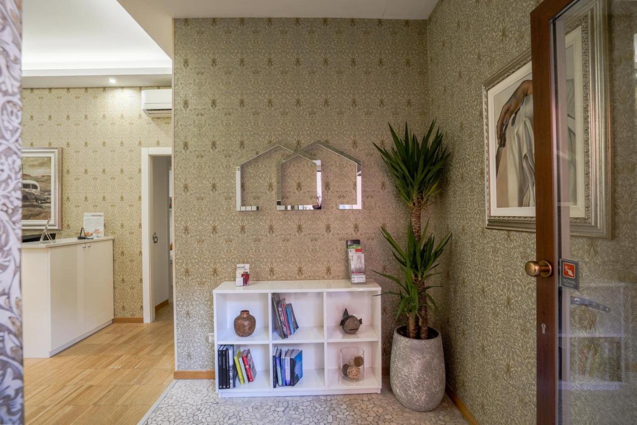 Monza City Rooms & Studios Dış mekan fotoğraf