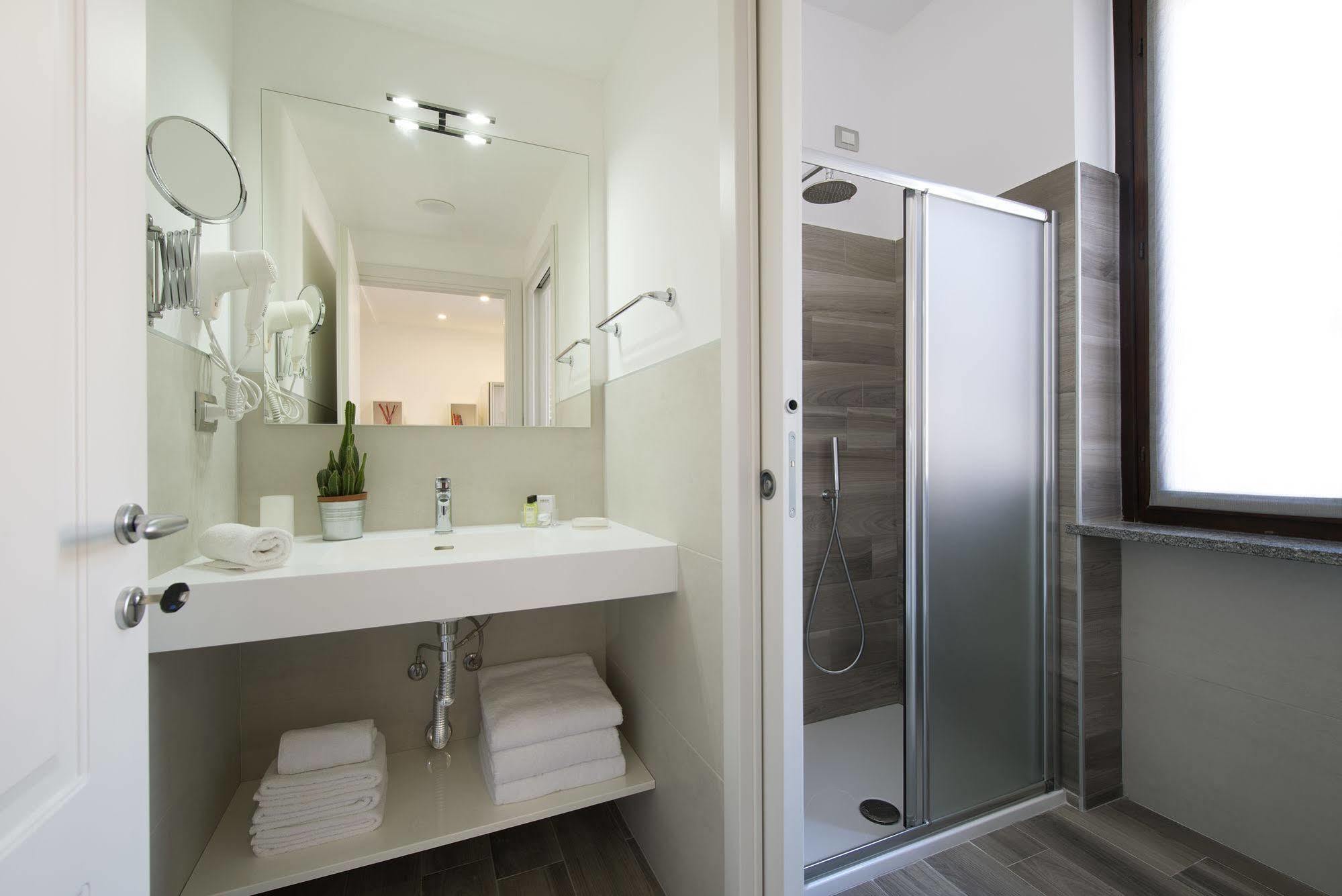 Monza City Rooms & Studios Dış mekan fotoğraf