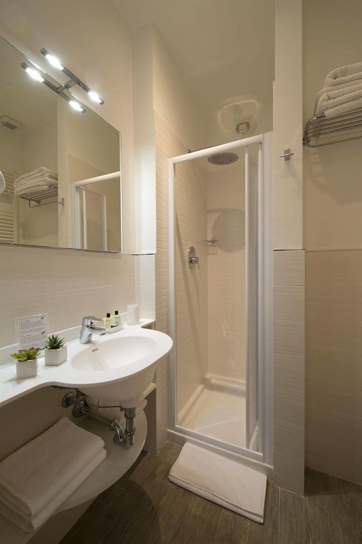 Monza City Rooms & Studios Dış mekan fotoğraf